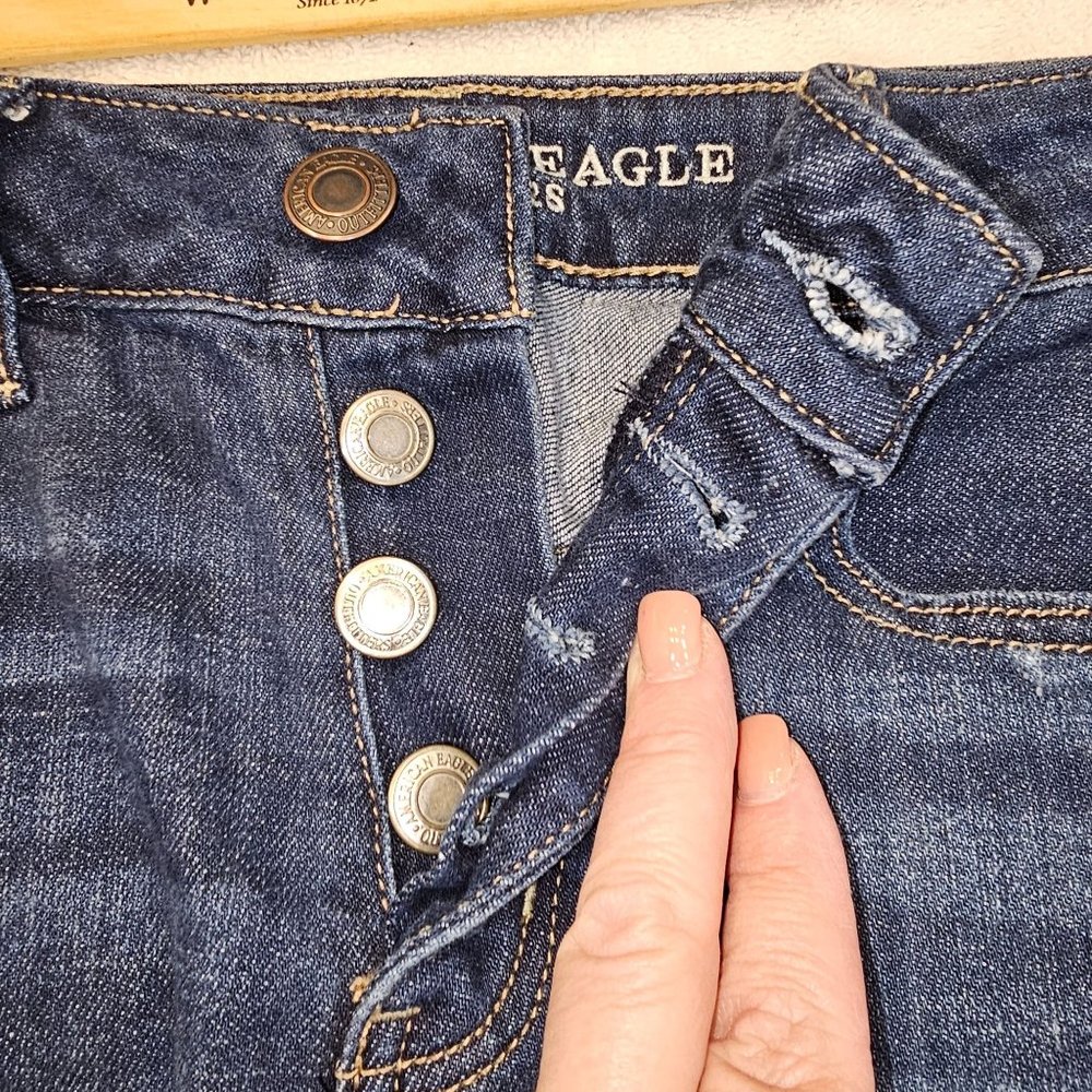American Eagle Size 2 Juniors‎ Shorts - Picture 5 of 5